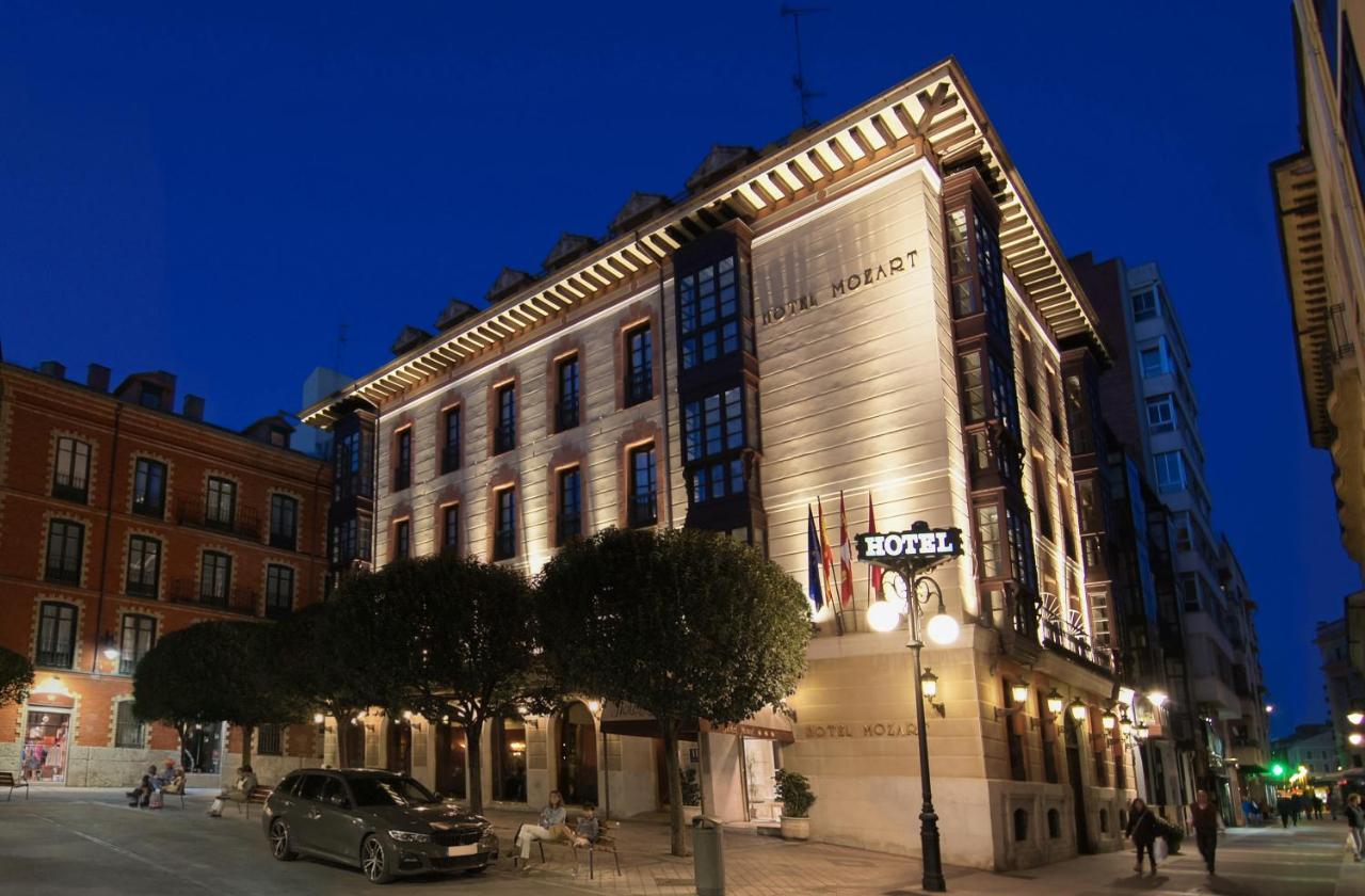 Hotel Mozart Valladolid Exterior photo