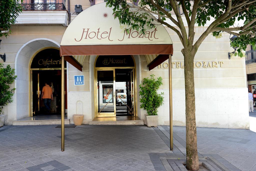 Hotel Mozart Valladolid Exterior photo